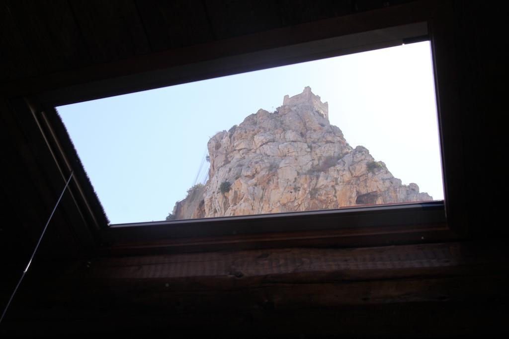 La Finestra Sotto La Rocca Διαμέρισμα Cefalù Δωμάτιο φωτογραφία